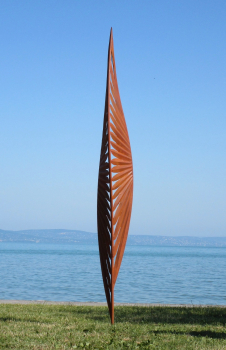 Rusty garden sculpture 400 cm